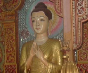 zuzka_musilova_na_cestach_shrine_-of_-dhammikarama_-burmese_-temple_penang_1554