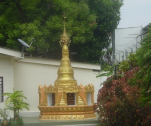 zuzka_musilova_na_cestach_shrine_-of_-dhammikarama_-burmese_-temple_penang_1584