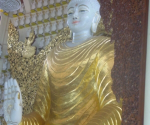 zuzka_musilova_na_cestach_shrine_-of_-dhammikarama_-burmese_-temple_penang_1598